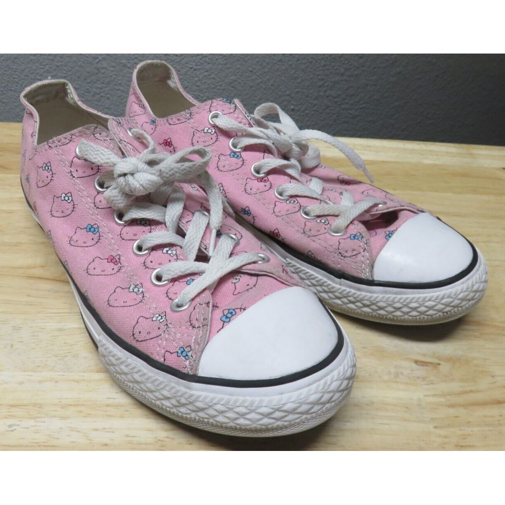 Converse All Star Hello Kitty Junior Girls Size 5 Skateboarding Shoes 664638F